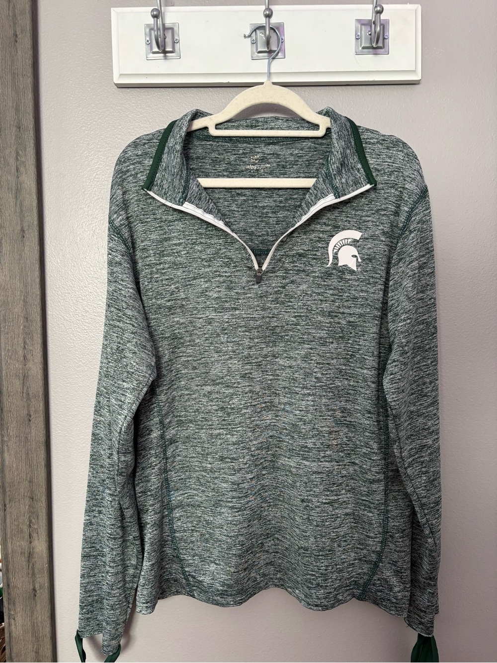 Colosseum Men's Michigan State Spartan Pullover Quarter-Zip - Green & Gray